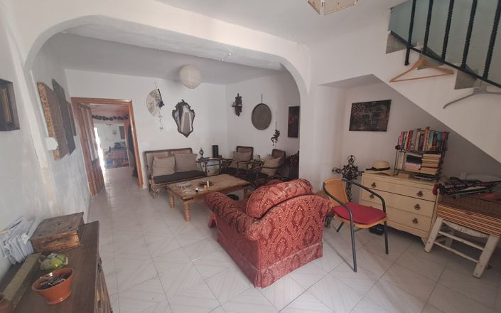 Image No.3-3 Bed House for sale