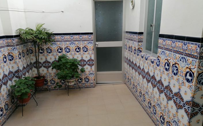 Image No.14-3 Bed House for sale