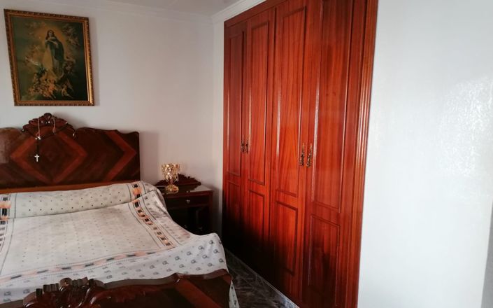 Image No.27-3 Bed House for sale