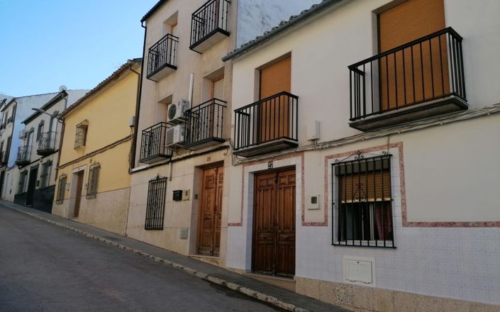 Image No.40-3 Bed House for sale