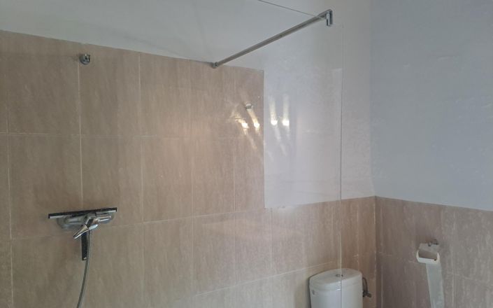 Image No.42-5 Bed House for sale