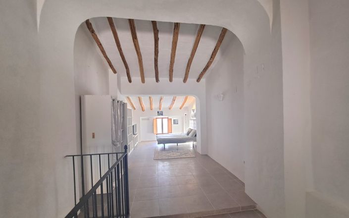 Image No.42-3 Bed House for sale