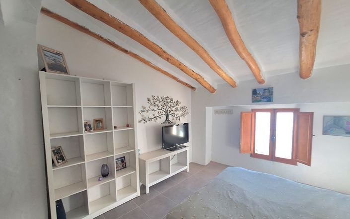 Image No.45-3 Bed House for sale