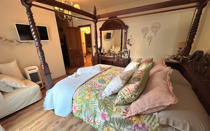 Image No.23-5 Bed House for sale