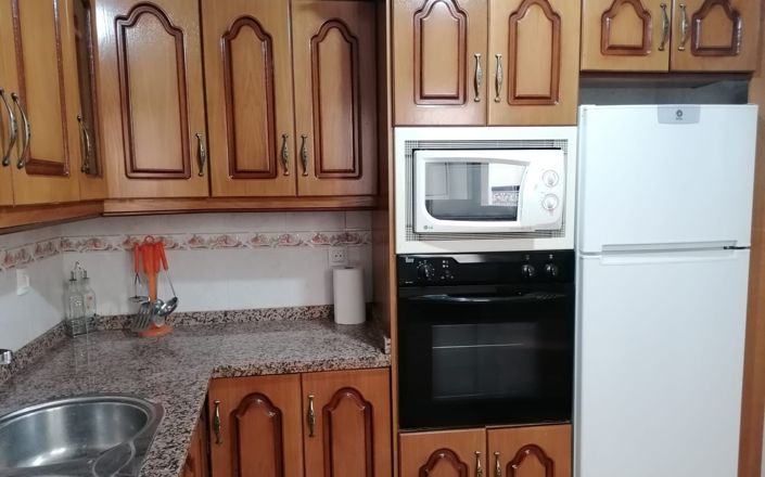 Image No.10-3 Bed House for sale