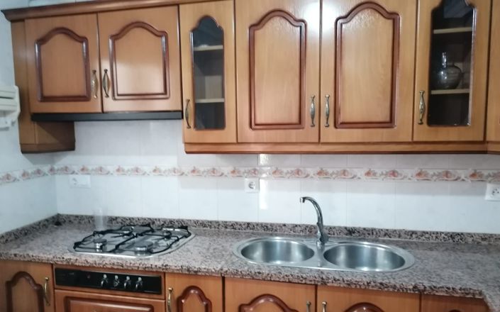 Image No.11-3 Bed House for sale