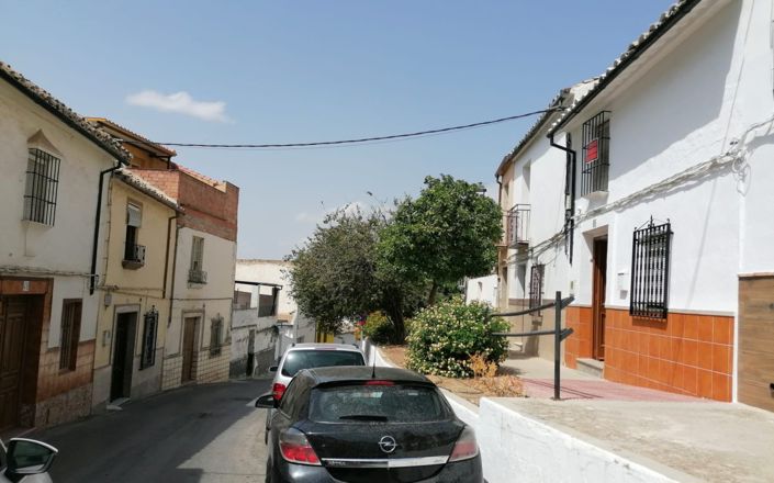 Image No.31-3 Bed House for sale