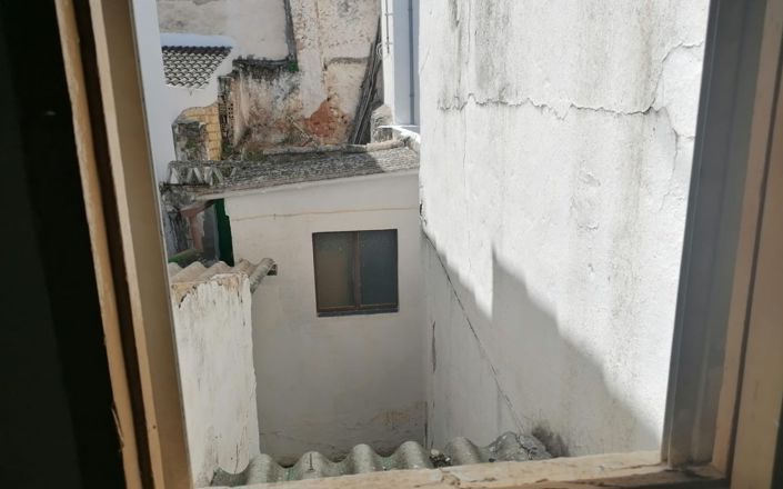 Image No.17-2 Bed House for sale