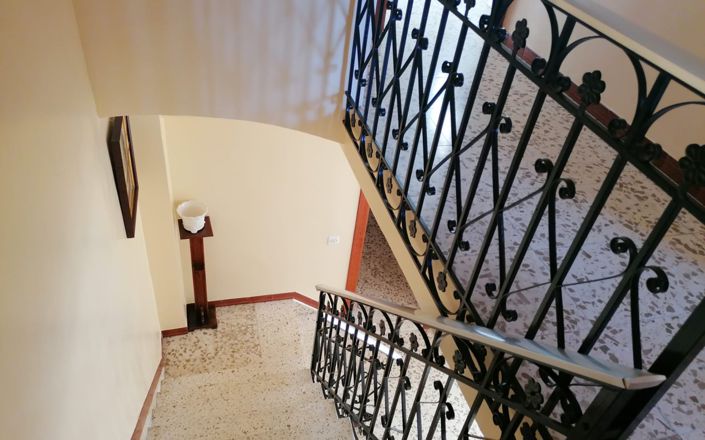 Image No.27-3 Bed House for sale