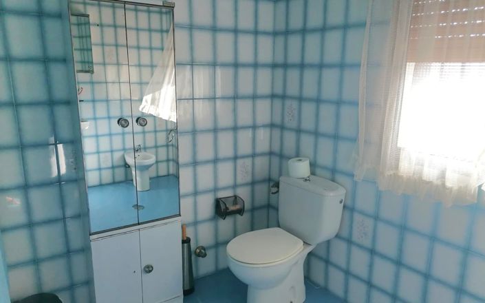 Image No.35-6 Bed House for sale