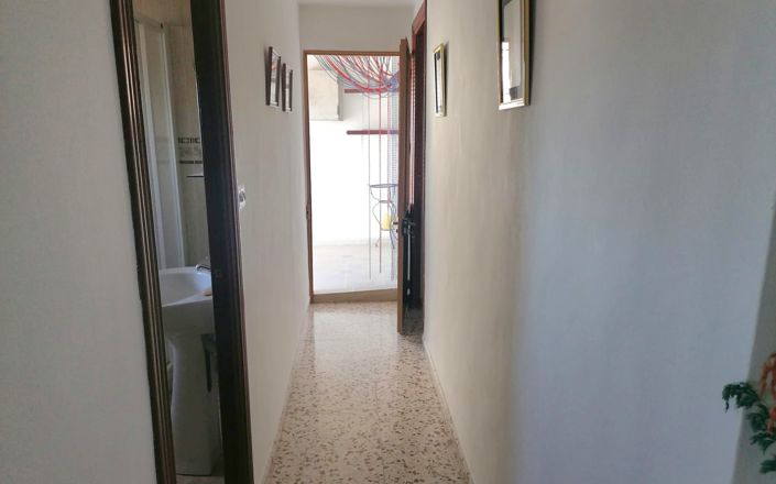 Image No.16-4 Bed House for sale