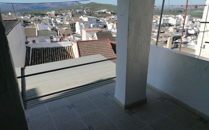 Image No.23-4 Bed House for sale