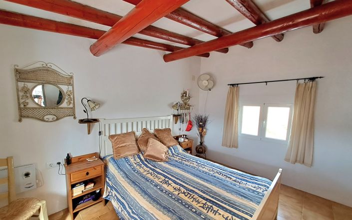 Image No.21-5 Bed House for sale