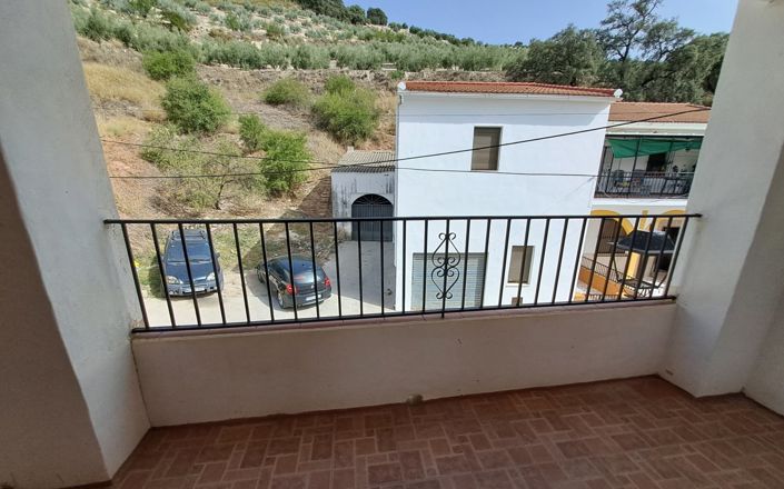 Image No.31-5 Bed House for sale