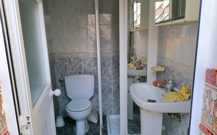 Image No.15-3 Bed House for sale