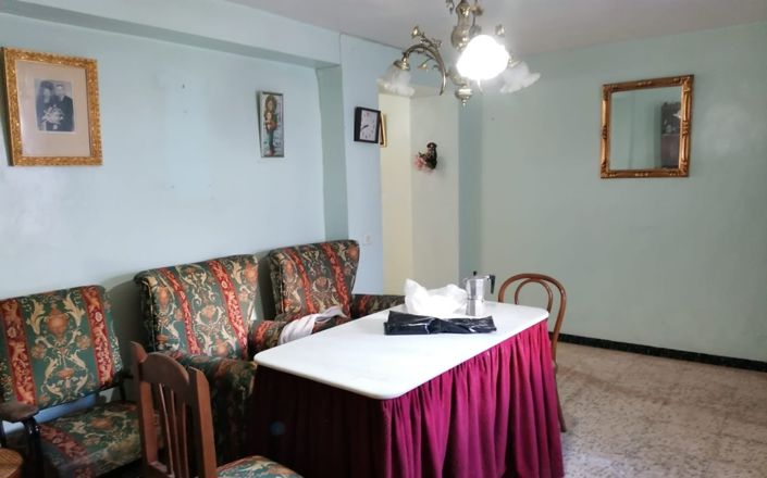 Image No.9-3 Bed House for sale