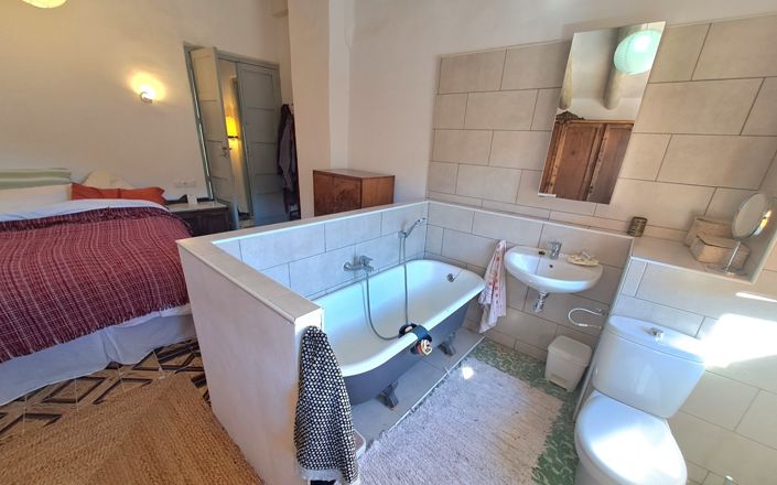 Image No.19-3 Bed House for sale