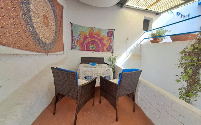 Image No.12-3 Bed House for sale