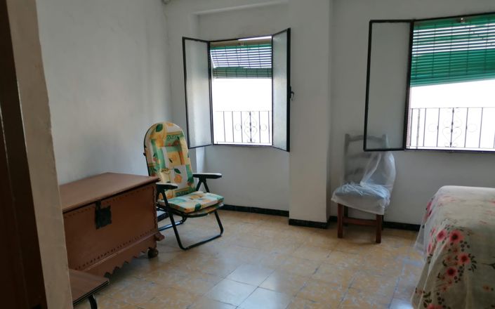 Image No.22-4 Bed House for sale