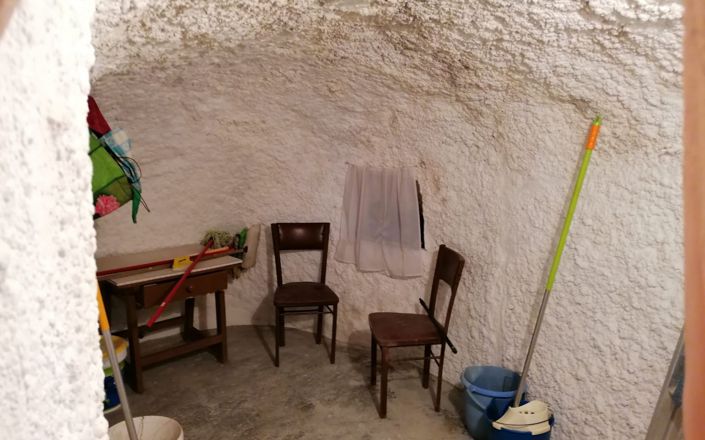 Image No.14-5 Bed House for sale