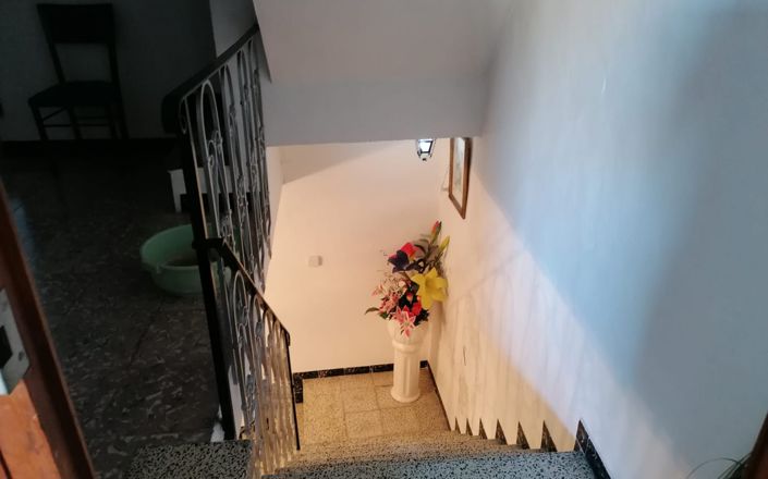 Image No.25-5 Bed House for sale