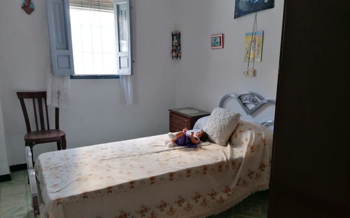 Image No.29-5 Bed House for sale