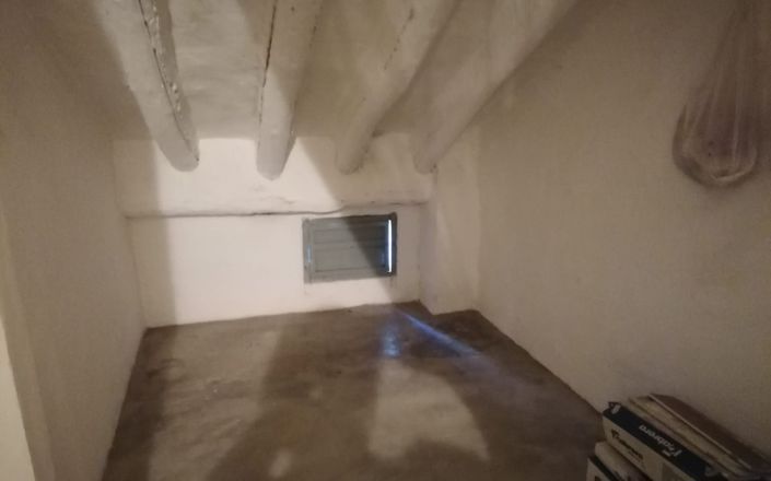 Image No.30-5 Bed House for sale