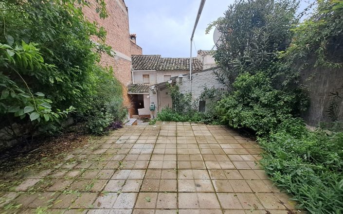 Image No.15-3 Bed House for sale