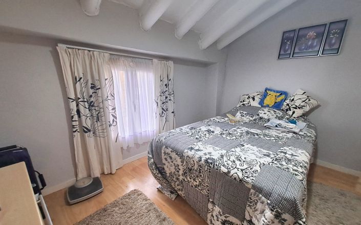 Image No.21-3 Bed House for sale