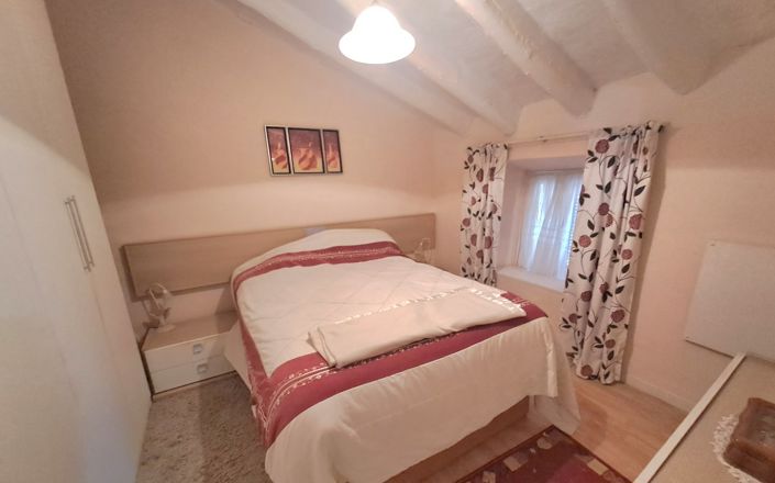 Image No.22-3 Bed House for sale