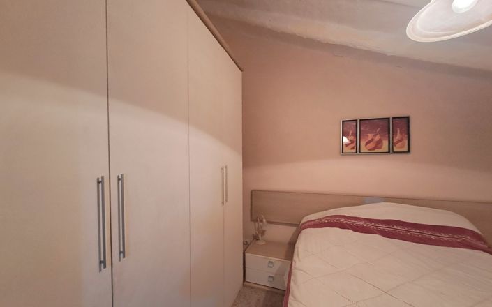 Image No.23-3 Bed House for sale