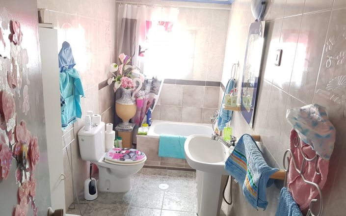 Image No.23-3 Bed House for sale