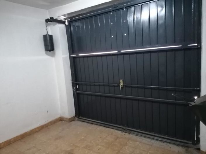 Image No.3-6 Bed House for sale