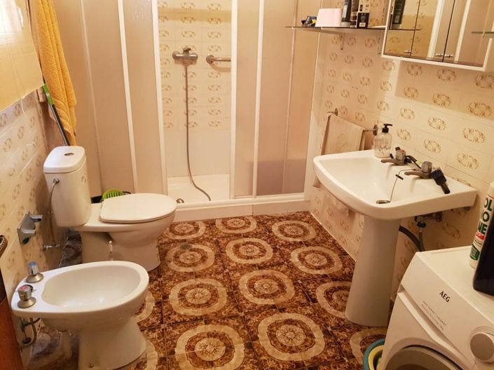 Image No.14-3 Bed House for sale