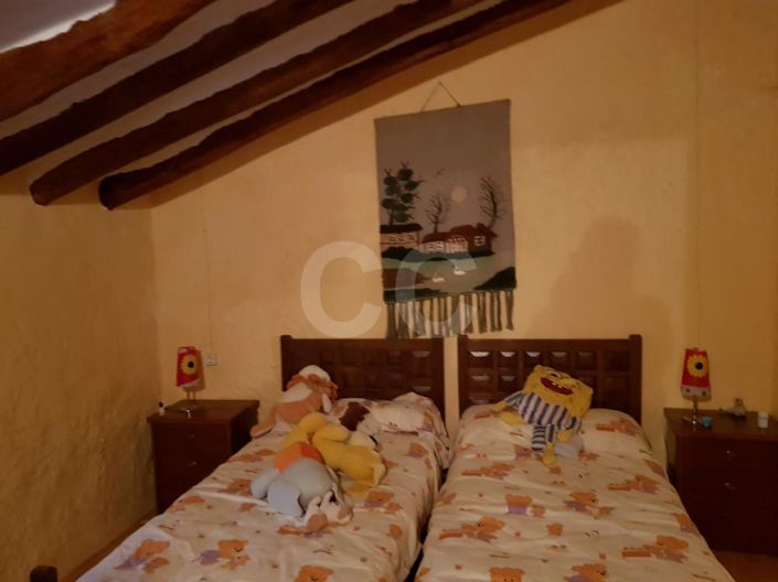 Image No.20-4 Bed House for sale