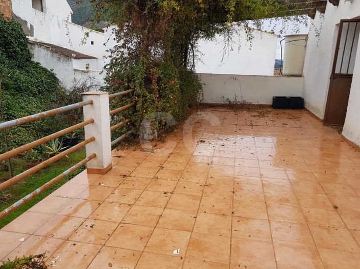 Image No.21-4 Bed House for sale