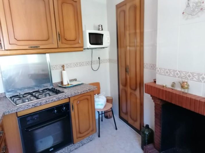 Image No.5-5 Bed House for sale