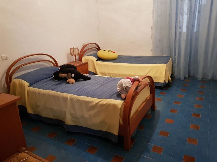 Image No.11-7 Bed House for sale