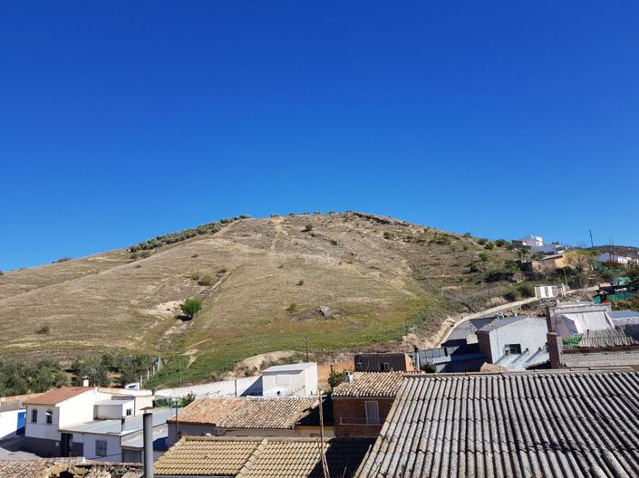 Image No.28-7 Bed House for sale