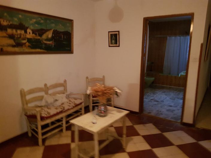 Image No.29-7 Bed House for sale