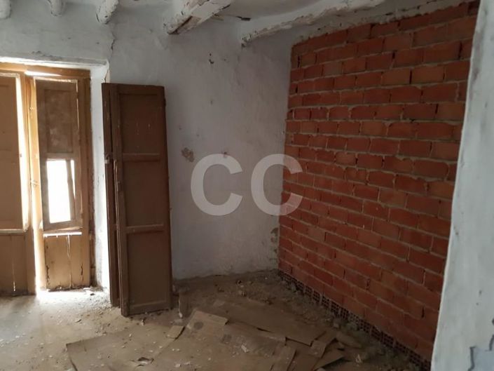 Image No.13-4 Bed House for sale