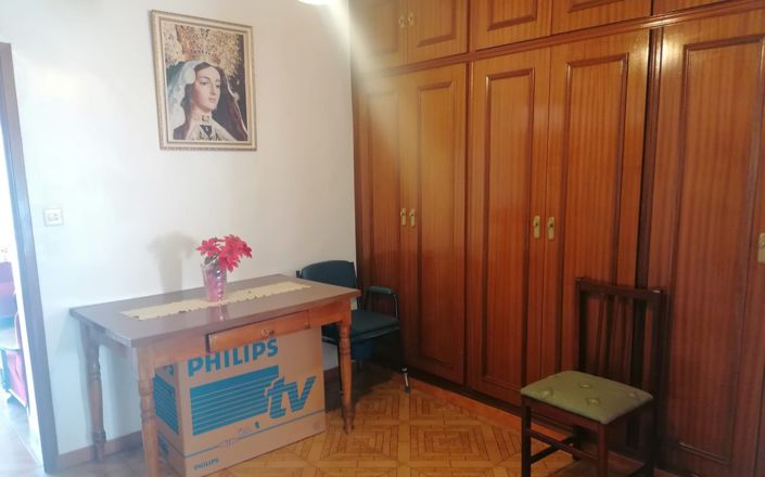 Image No.27-5 Bed House for sale