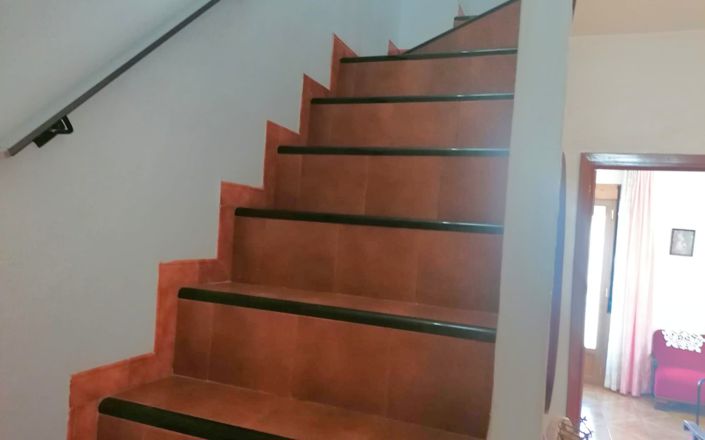 Image No.33-5 Bed House for sale