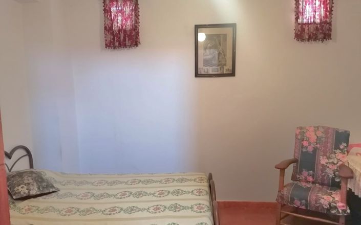 Image No.38-5 Bed House for sale