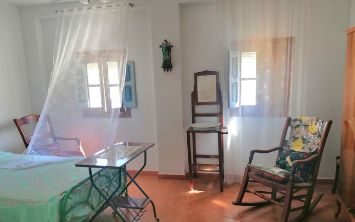 Image No.39-5 Bed House for sale