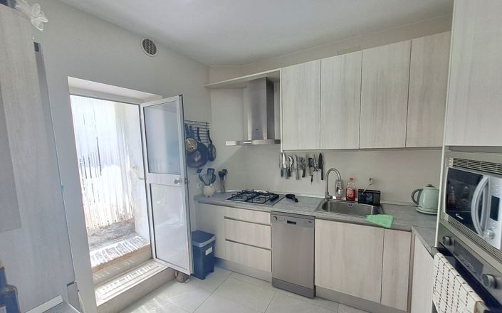 Image No.13-3 Bed House for sale