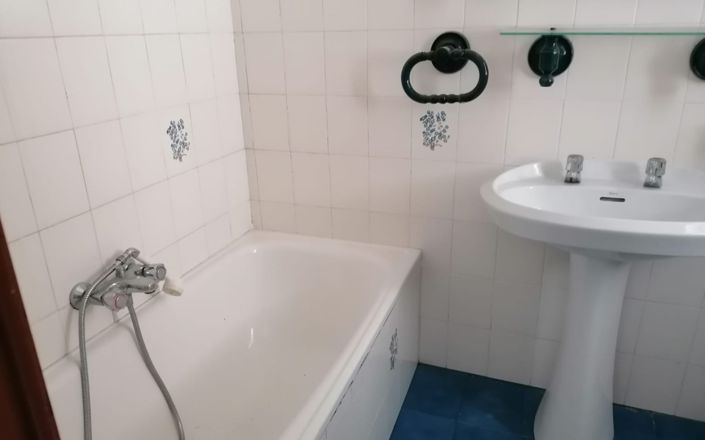 Image No.10-4 Bed House for sale