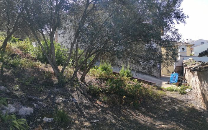 Image No.3-4 Bed House for sale