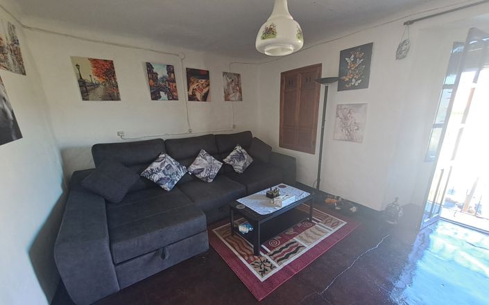 Image No.20-3 Bed House for sale