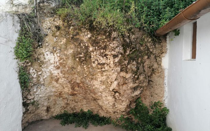 Image No.17-3 Bed House for sale